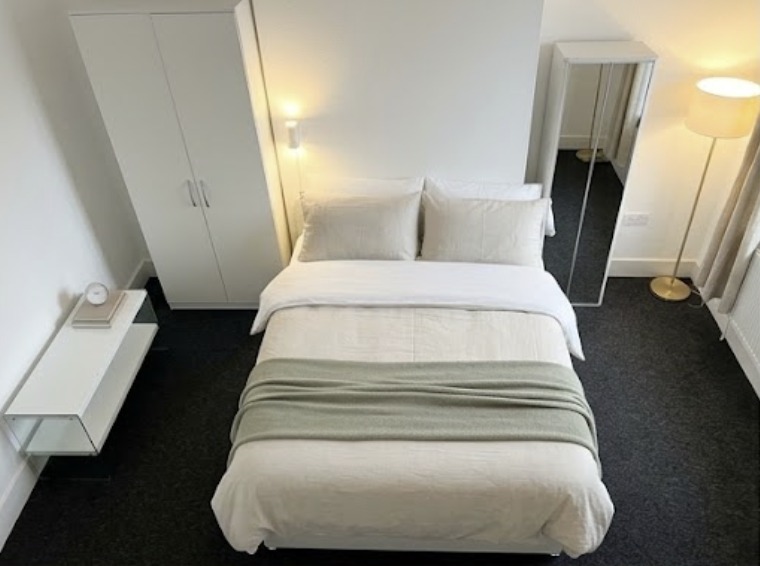 Furnished Single Room in Hendon, NW4 – £860 PCM